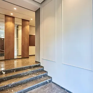 Appartement Sleek And Modern 2-bed Unit In Downtown Casa Maroc